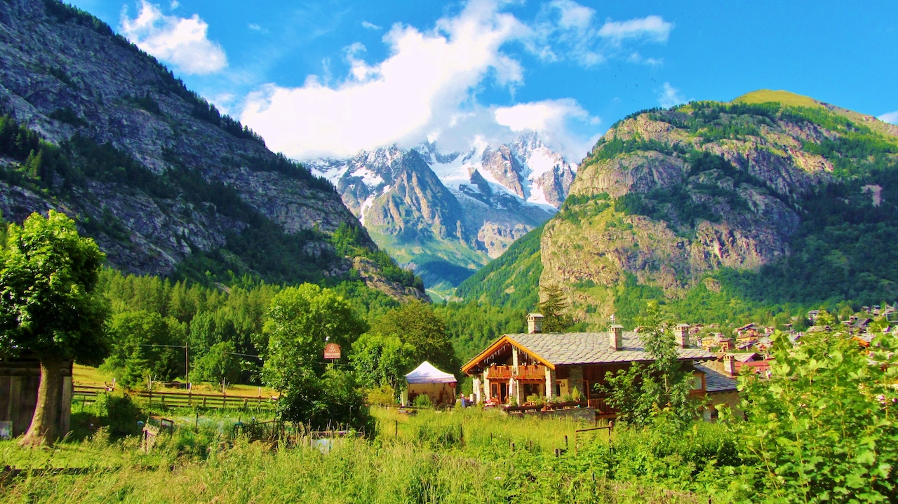 courmayeur-aosta-italy