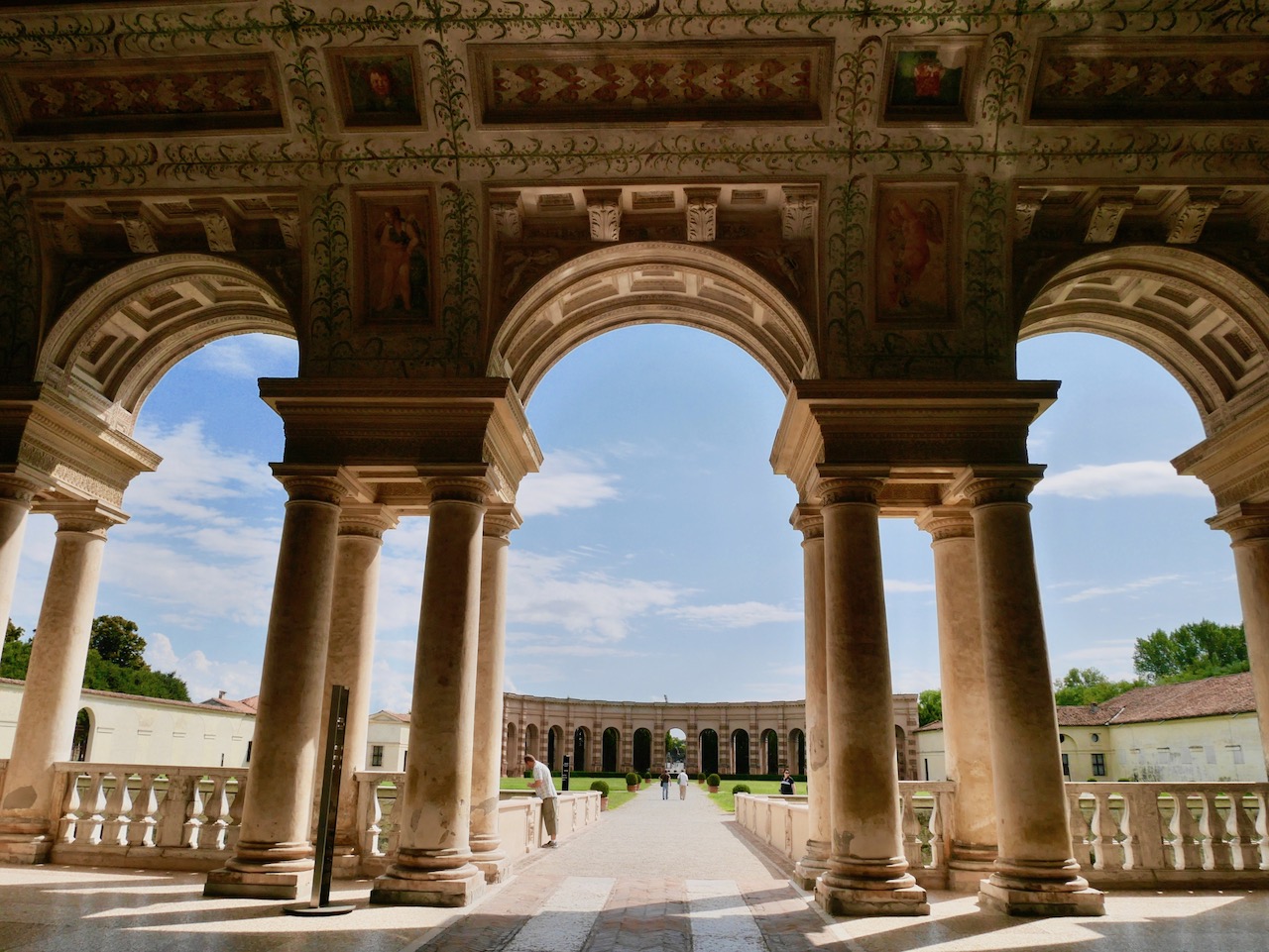 mantua-italy-palazzo-te
