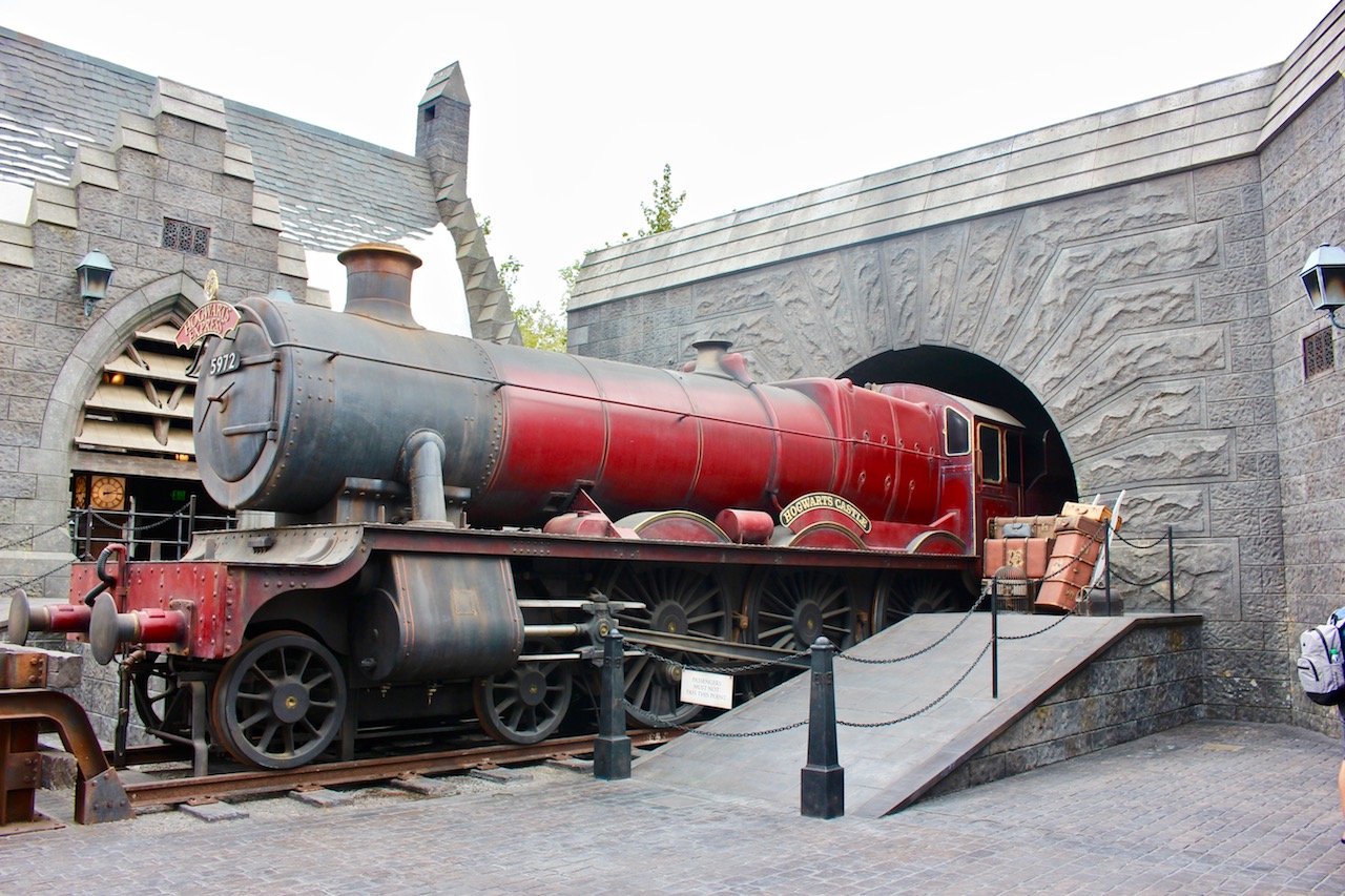 hogwarts-express-universal-studios