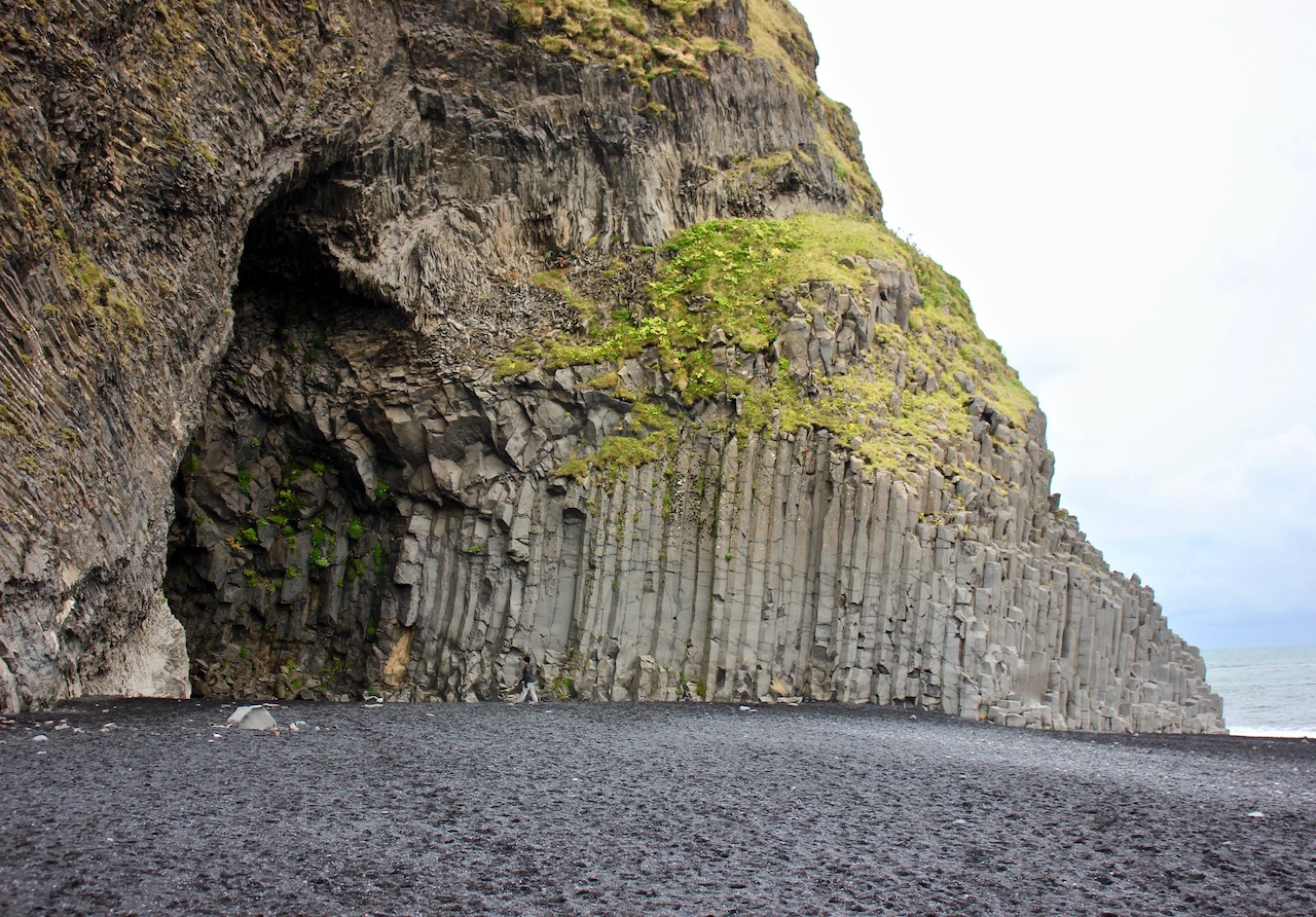 Reynisfjara-beach-iceland