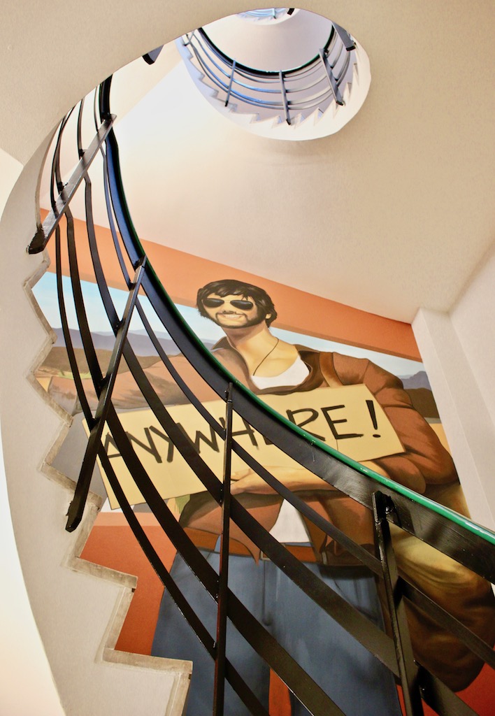 street-art-hostel-romehellp