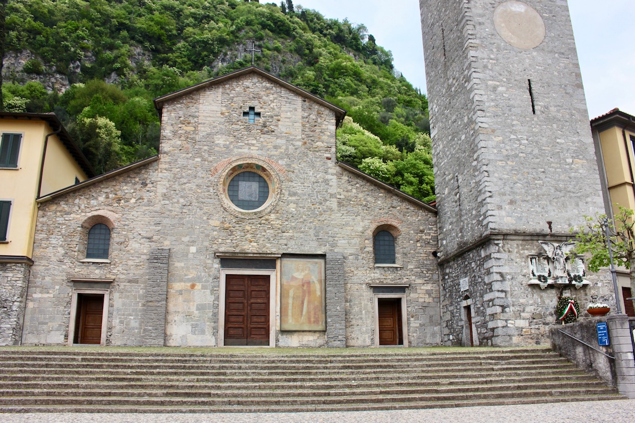 church-varenna-italy