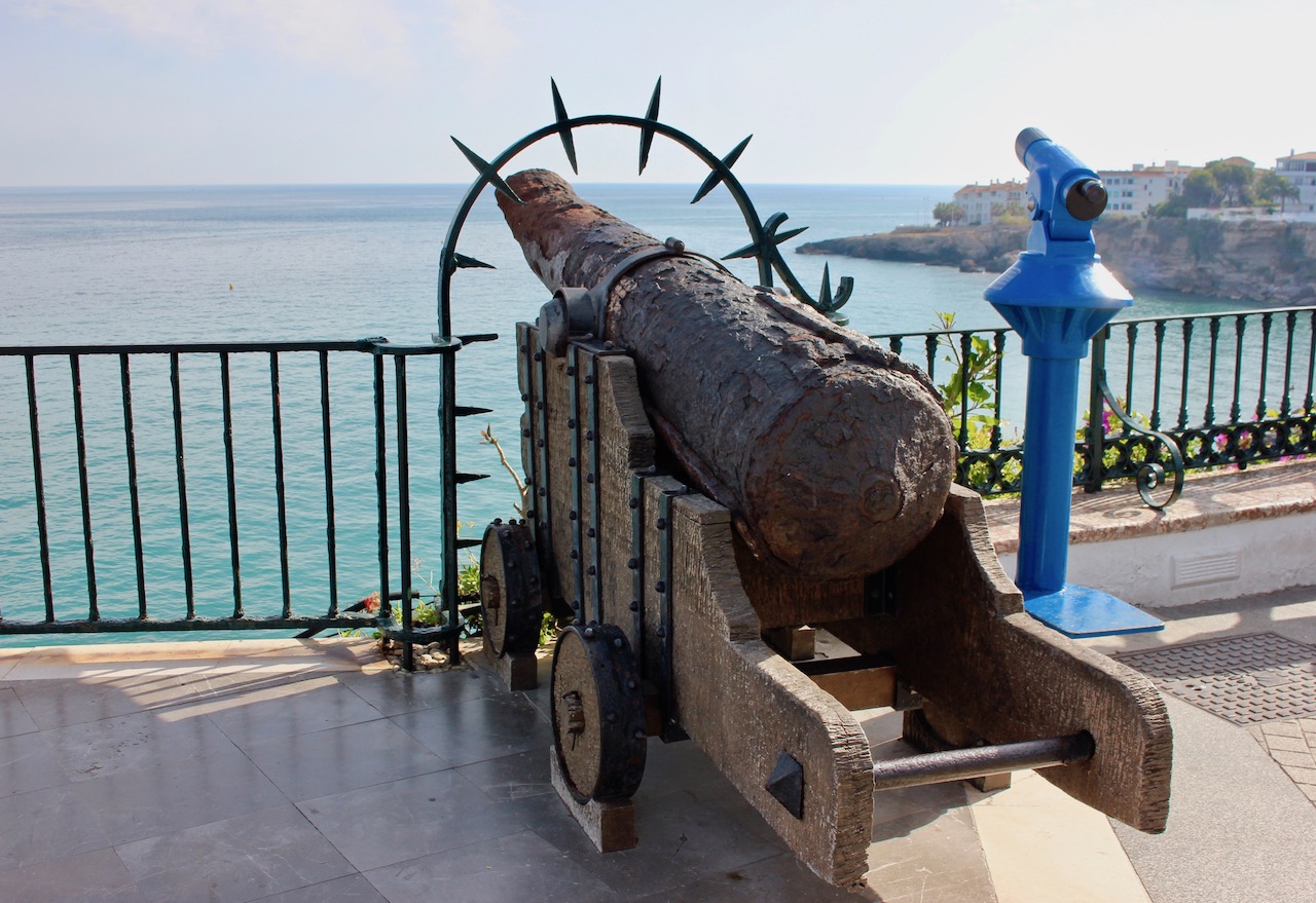 belcony-europe-nerja-spain