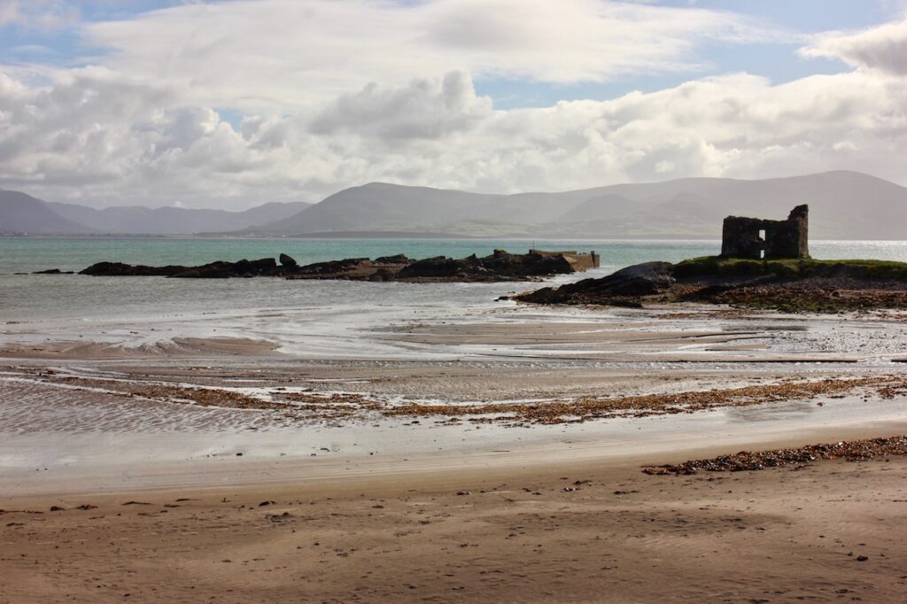 ballingskellings castle ring of kerry ireland