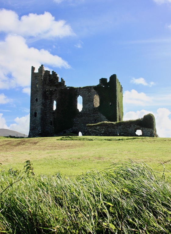 ballycarbery castle ring of kerry ireland