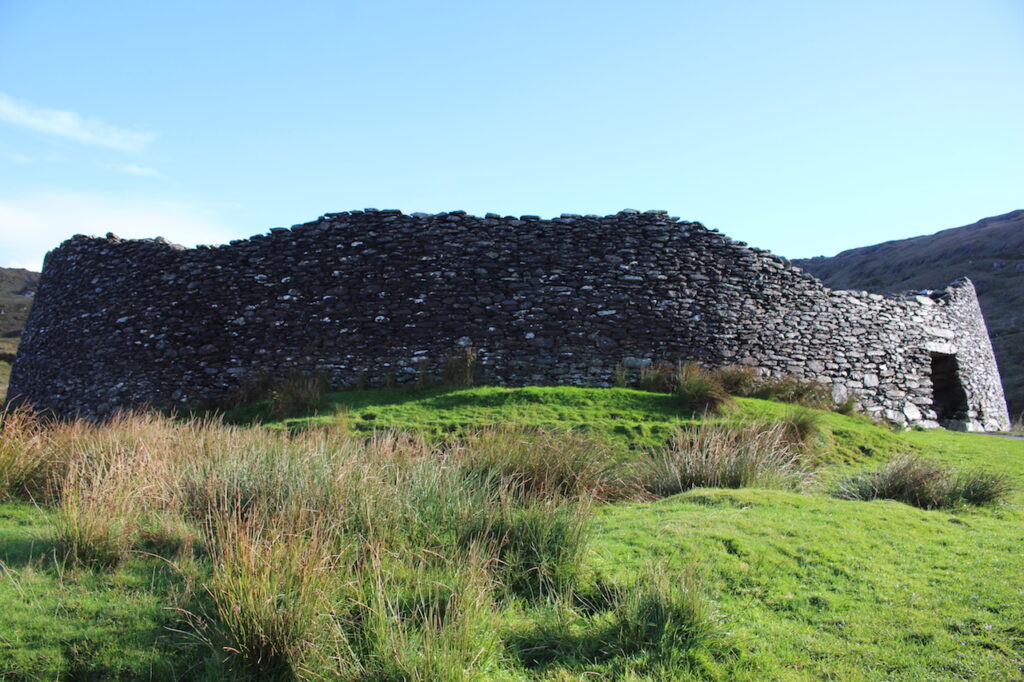 staigue stone fort ring of kerry ireland